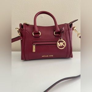 Michael Kors - Carine (burgundy)- small crossbody bag